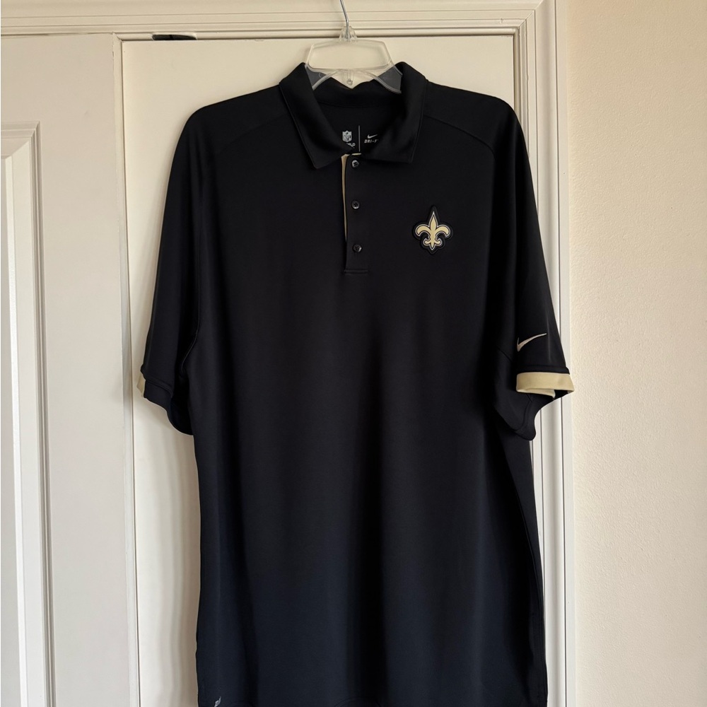 Nike Black Polo Shirt with Gold Logo - Picture 2 of 9